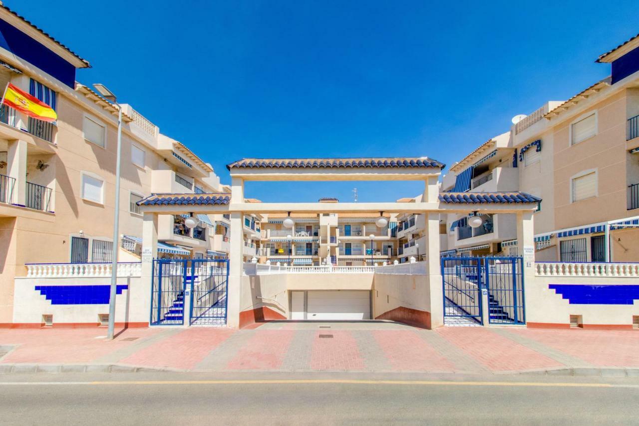 Apartament Sofia Torrevieja Exterior foto